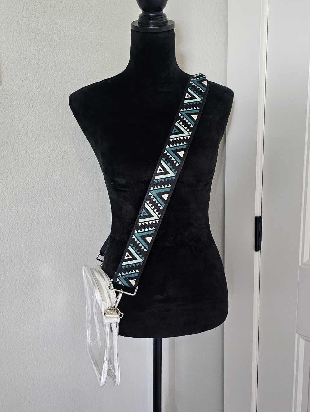 Aztec Adjustabe Purse Strap - Picture 2 of 5